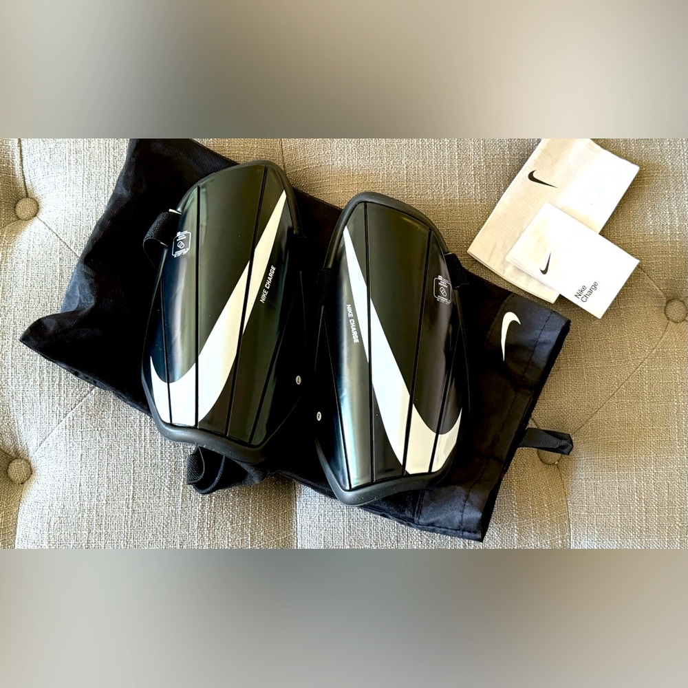 Nike Charge Soccer Shinguards NWT